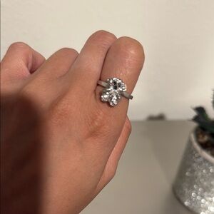 Silver and Black Solitaire Ring with Elegant Design